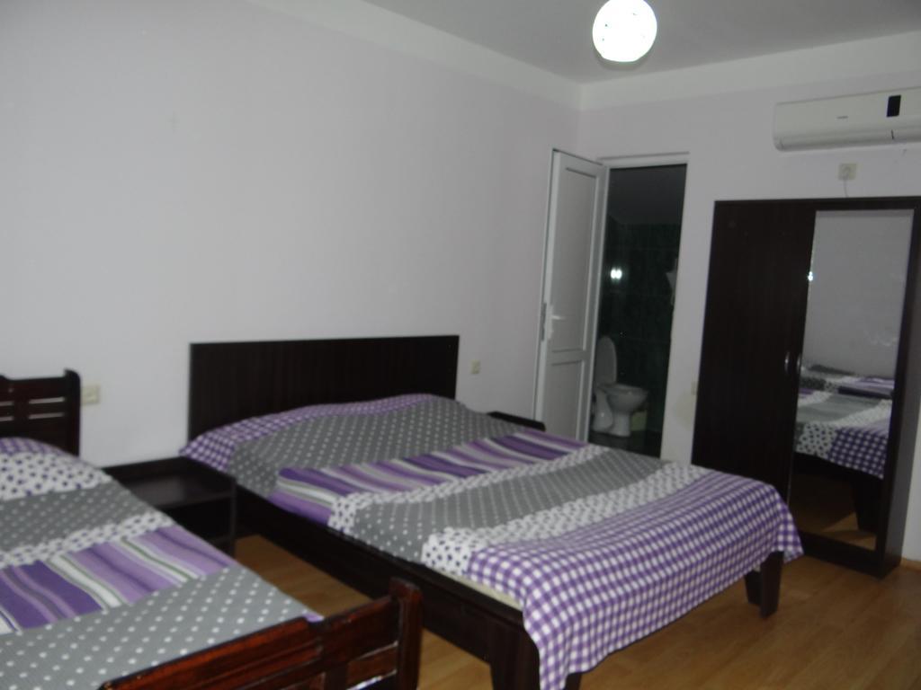 Festina Lente Hotel Kobuleti Exterior foto